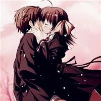 qq头像动漫情侣接吻拥抱着你十分激动太幸福了