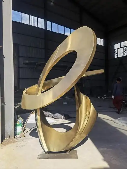 艺术抽象的不锈钢雕塑