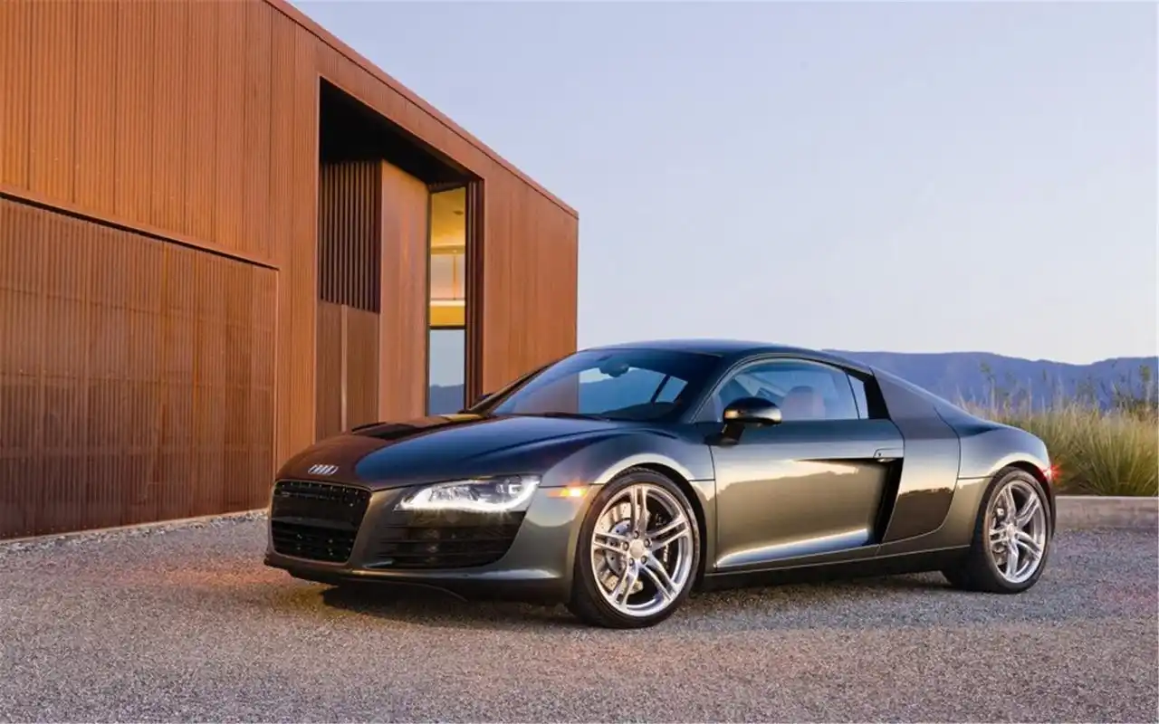 奥迪r8时尚炫酷跑车汽车高清电脑桌面壁纸下载