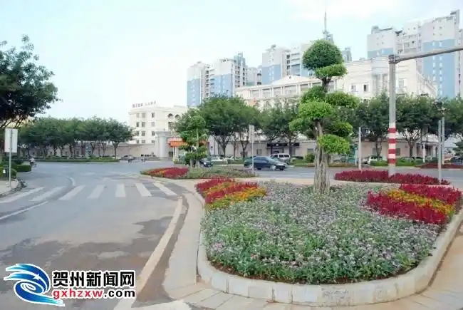 城市化新妆为国庆添彩