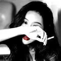 女生叛逆抽烟喝酒头像