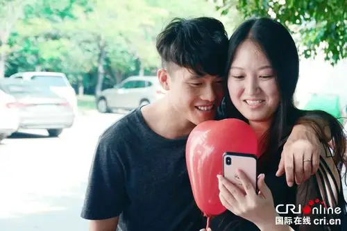 河南济源:七夕节 新人扎堆领证结婚