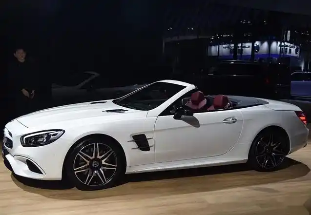 双门硬顶敞篷跑车奔驰sl400