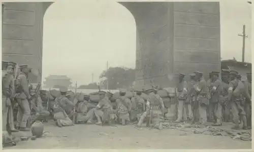 早期的军阀混战有多搞笑?士兵一边打仗一边买卖烟草