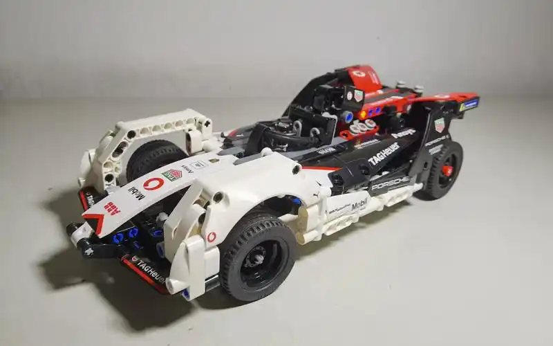 原创42137保时捷方程式赛车升级——加转向及发动机拼搭说明