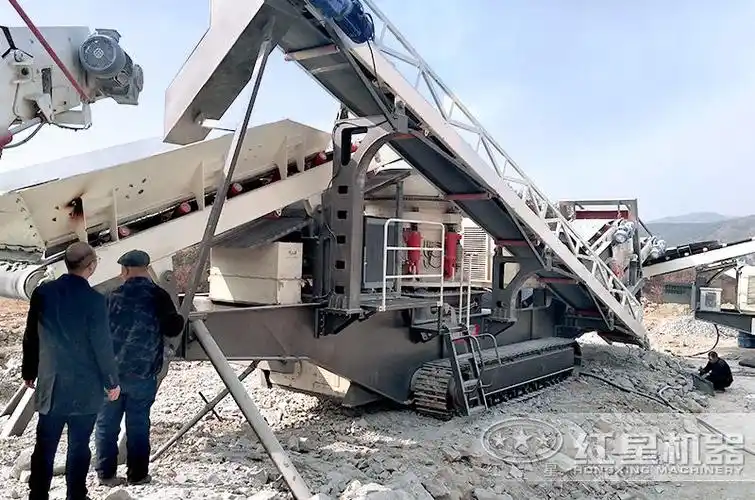 履带式液压岩石破碎机_履带式移动石头粉碎机-- 红星机器