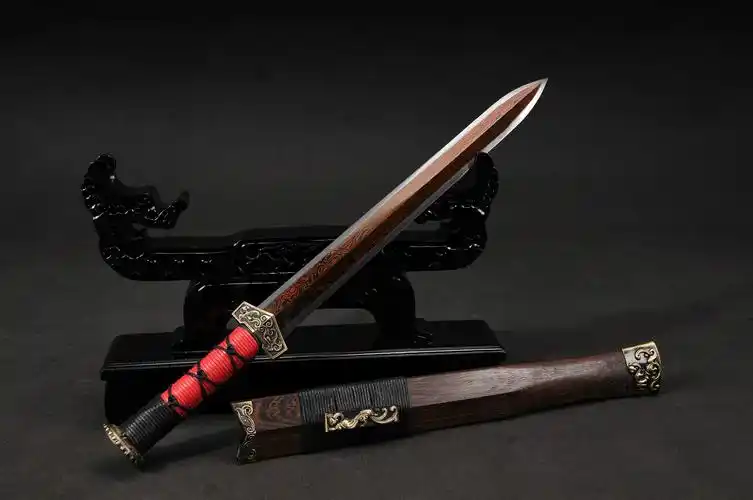 龙泉华影刀剑宝剑12寸短款八面发红汉剑花纹钢汉剑硬剑未开刃