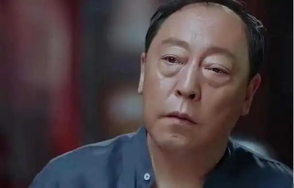 回顾倪大红:娶倪萍表妹为妻,出道几十年,因"苏大强"再度出圈