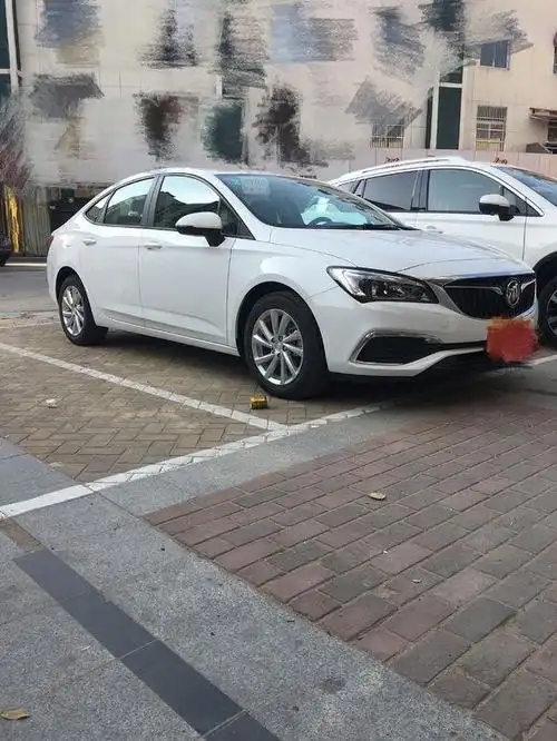 白色2018款新威朗提车三天,优惠三万多,裸车价12万多