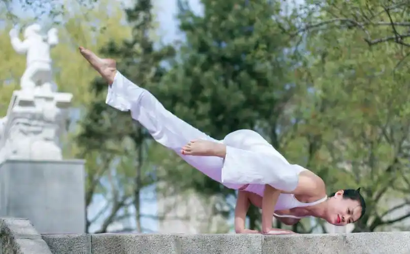 唯美的瑜伽―遇到最美的自己