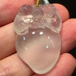 翠秦之皇冰种猴子抱桃吊坠 翠色明媚细腻精致天然翡翠a货缅甸玉石