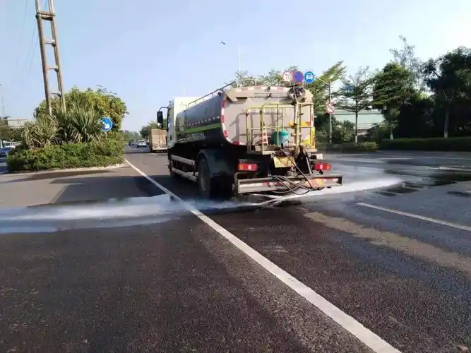 道路冲洗除尘工作汇报(12月5日)