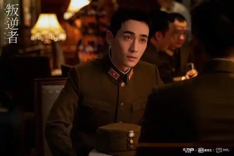 男星"高质量"军阀造型:陈星旭"一见倾心",任嘉伦意料之外