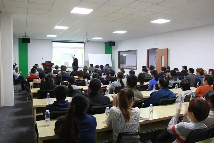 2017年3月10号公司对员工进行了安全培训