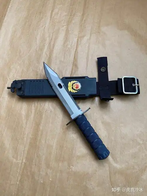 中国先锋第一代警用匕首