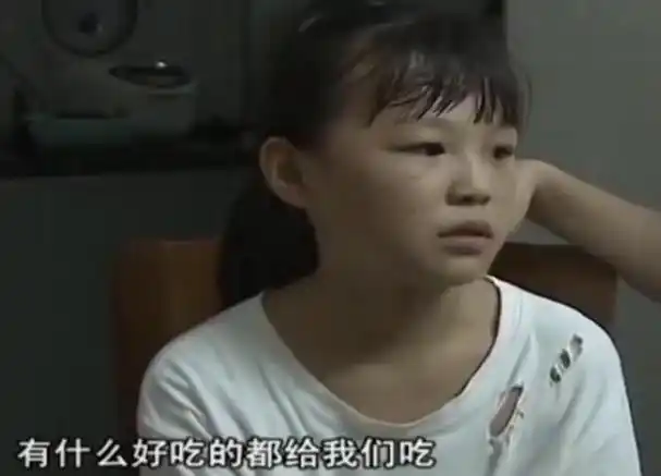 回顾:丈夫患病去世,妻子不愿守寡,嫁到隔壁村,对儿女不管不顾