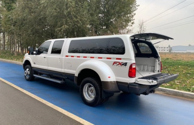 牧场老板花49万买辆福特f350八缸皮卡高速油耗才10l