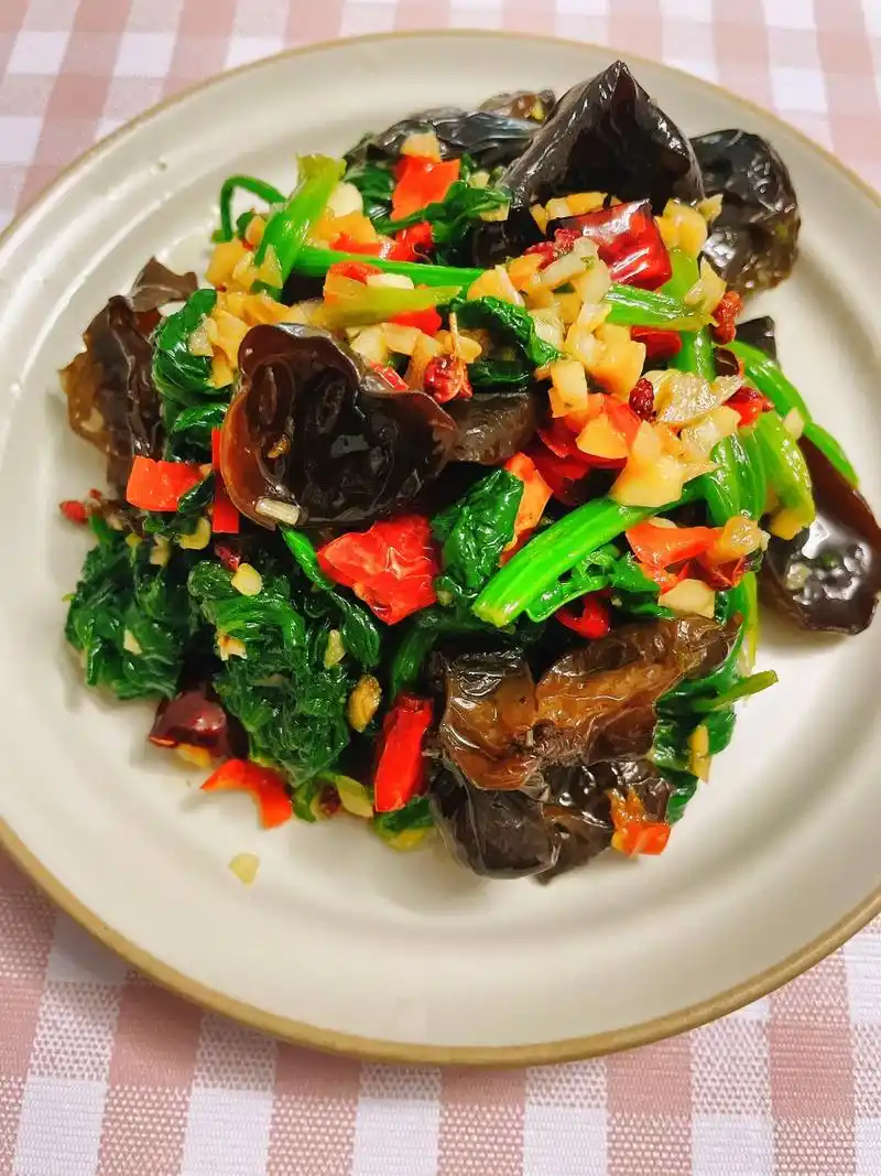 春天当然要吃菠菜专治各种不爱吃菠菜做法