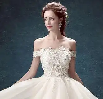 15款婚纱照发型