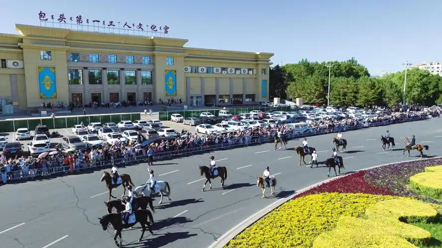 中国马城点亮包头发展新名片