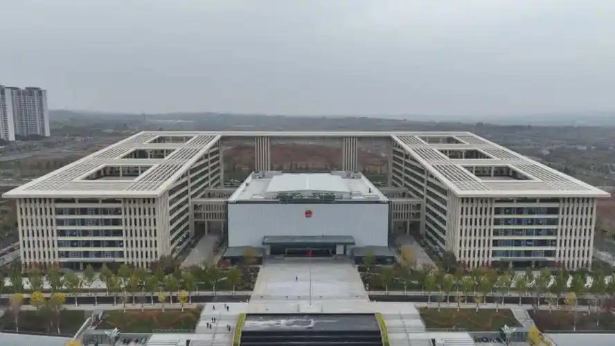 解压!丹河新城里的"对称建筑"拯救了每一个强迫症