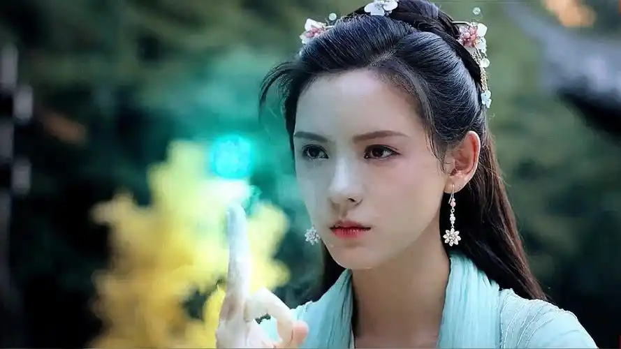 二代妖精现场一片混乱猫妖让小伙赶紧撤小伙一句没听懂