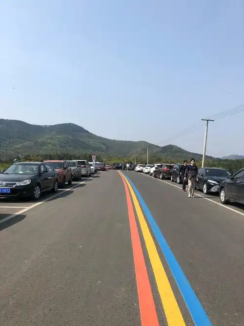 这个彩虹路非常适合拍照