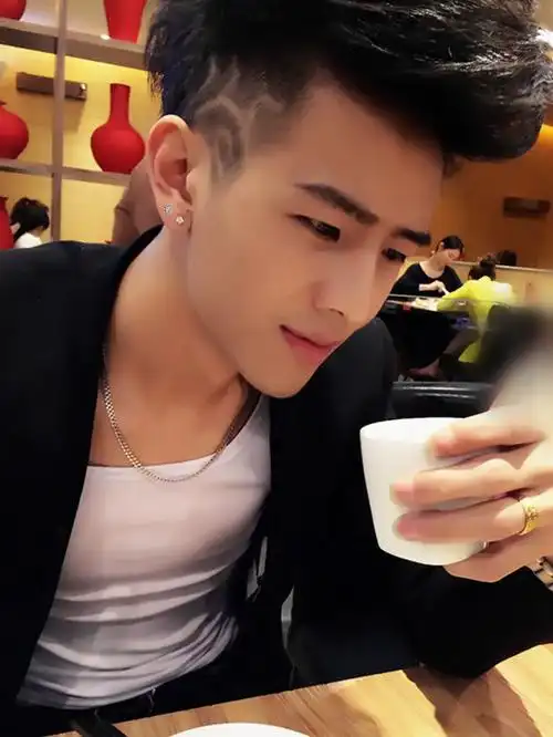 黎伟照片_黎伟相册大全-yy官方