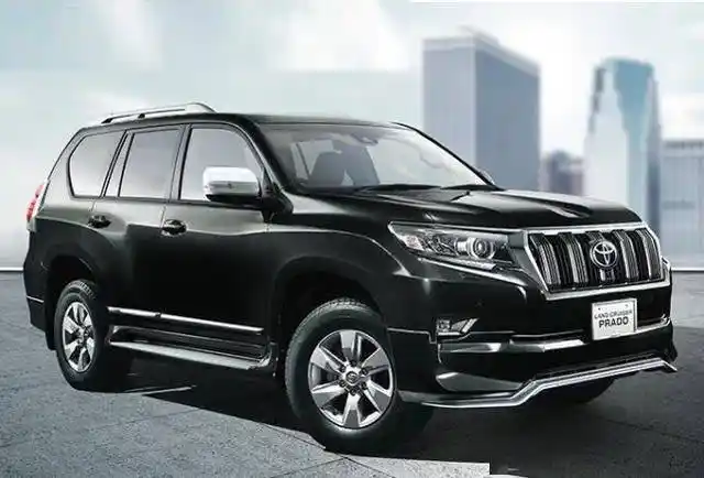 最帅气丰田普拉多亮相!矩阵led大灯 霸气外观,性能提升真霸气