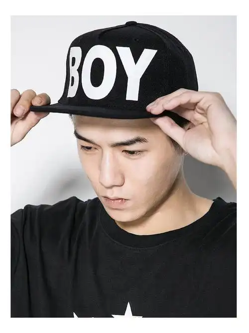 boy london/伦敦男孩 经典 情侣款 黑白色字母 棒球帽 防晒帽 运动帽