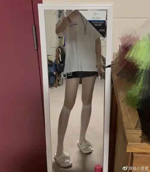 国服露娜侧颜神似邓紫棋身穿白丝自拍网友预测腿长有1米