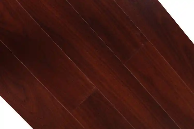 圣象强化黑胡桃色地板epy6251-wk