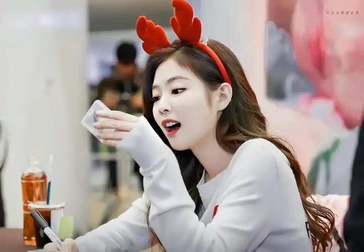 jennie金智妮 - 堆糖,美图壁纸兴趣社区