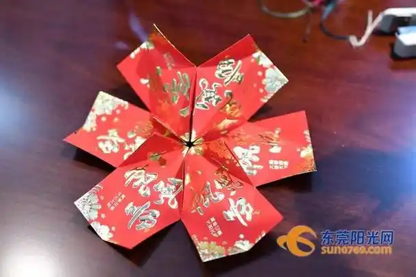 用利是封做灯笼教程利是封灯笼制作方法步骤