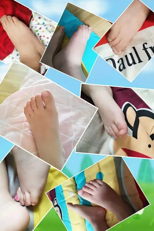 甜心午睡的时候给她剪脚指甲,看着可爱就如此拍下每个小朋友的小脚丫