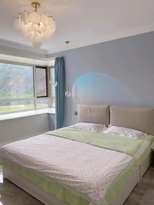 卧室蓝色系我的主卧95主卧墙漆:立邦灰蓝77太空漫步94次卧墙漆