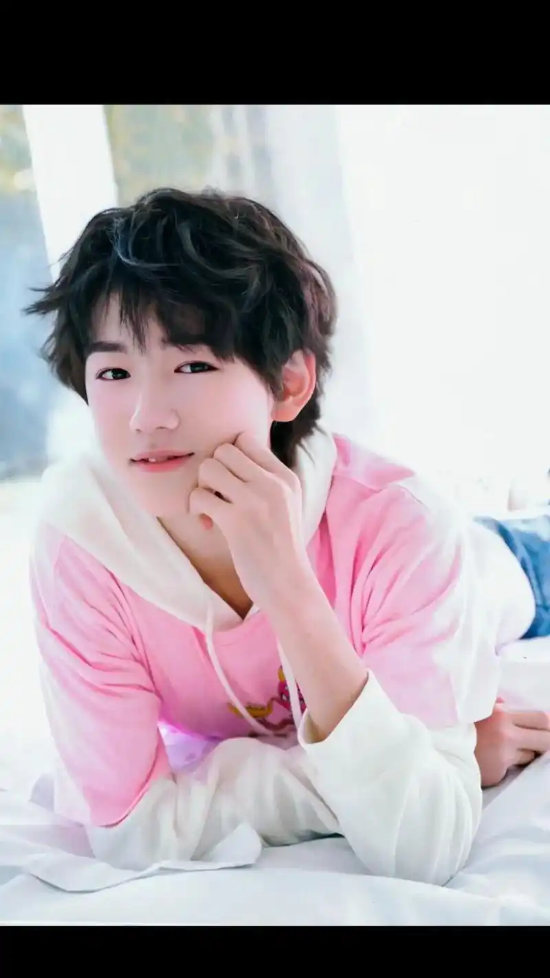 好可爱.#宋亚轩 #时代少年团宋亚轩 - 抖音