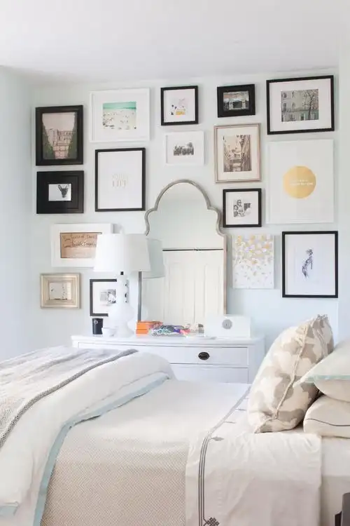 卧室照片墙效果图