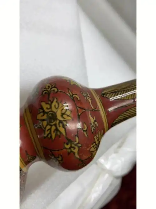 嘉靖黄底红彩天圆地方葫芦瓶