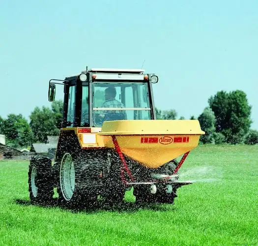 格兰ps系列水稻田专用摆杆精量撒肥机参数介绍