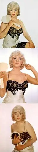 来看美女梦露小姐的一个图楼