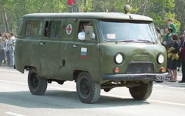 其中许多算是"老古董"了,比如uaz-452s救护车uaz-3151是较著名的uaz