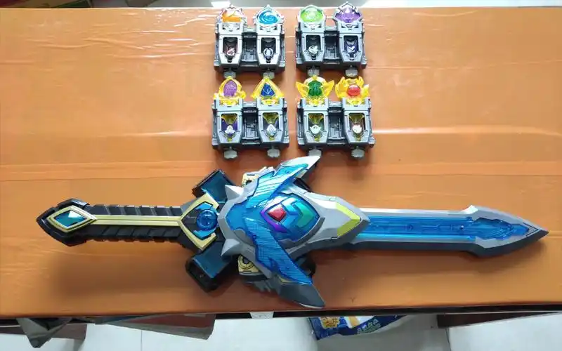 铠甲勇士拿瓦,雷霆雅塔莱斯武器,天地雷霆剑(电光雷霆剑)_哔哩哔哩