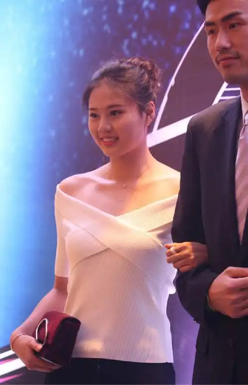 这支中国女排谁最累?龚翔宇!2年了一个比赛都没缺席 身体真能扛