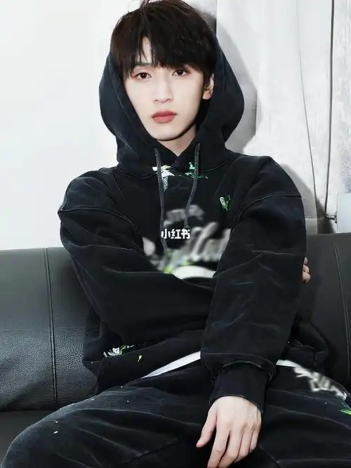 严浩翔allblack的神