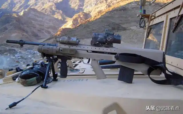 军事丨美军m14无托型步枪在宣传其有多么的紧凑型