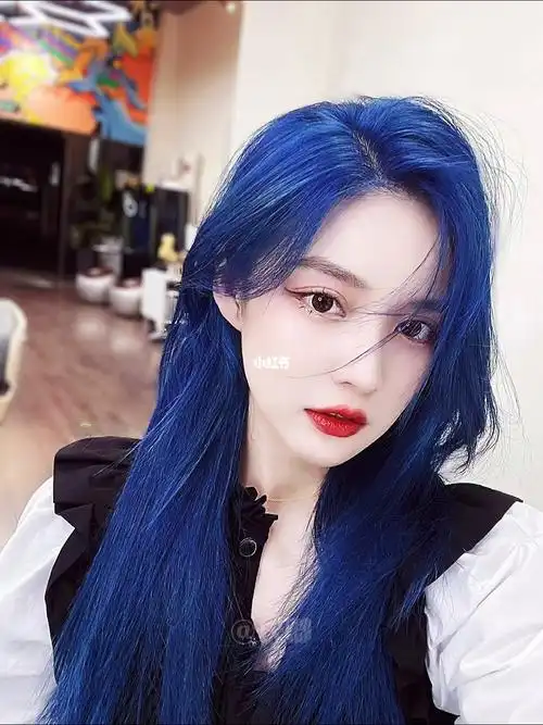 99女生发型推荐_接头发_发色_女生发型_挑染_短发_染发_v9沙龙攻略