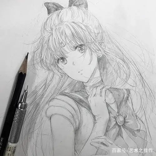 手绘铅笔线稿,可爱的动漫美少女