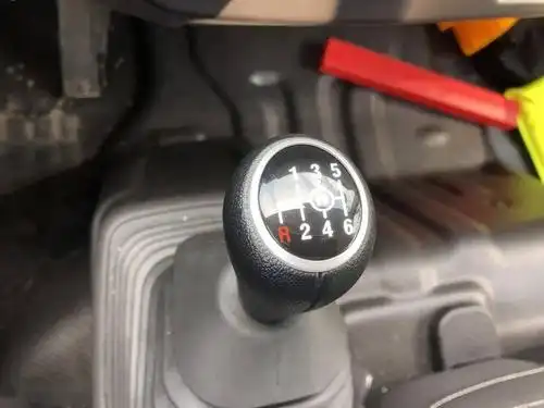 4米2车身82吨总质量告别大吨小标黄牌欧马可s1载货车厉害了