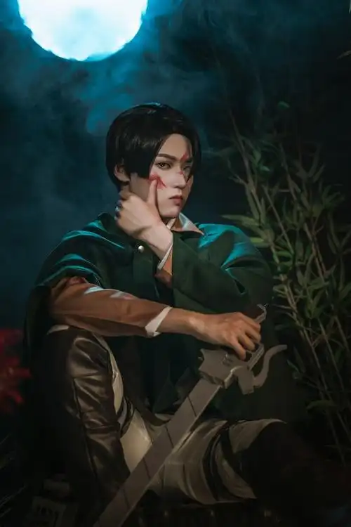 cos正片进击的巨人兵长利威尔阿克曼